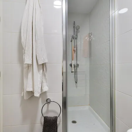 Espectacular Con Piscina Apartamento